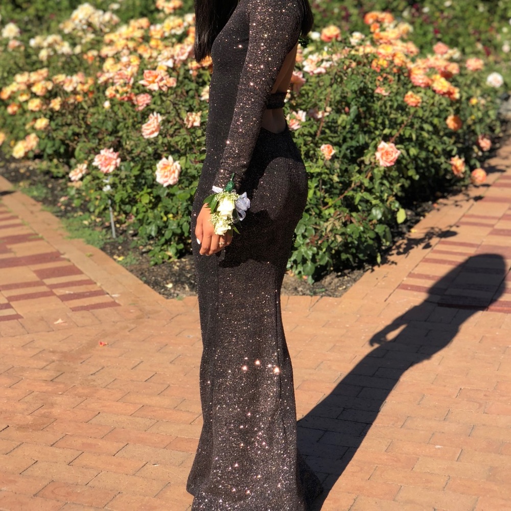 black sparkly long sleeve prom dress (s)